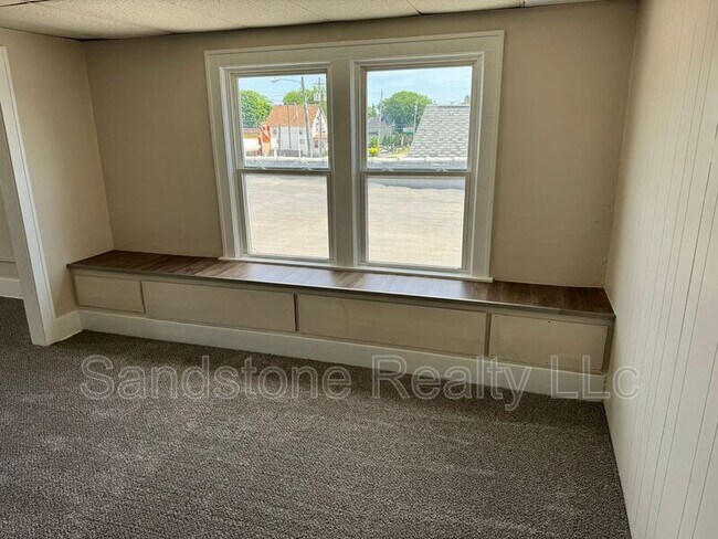 Building Photo - 203 Flordia