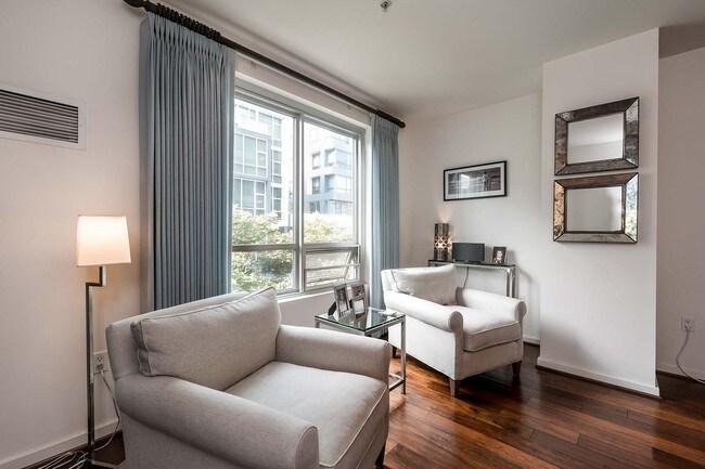 Foto del edificio - Luxury Condo at Park Terrace