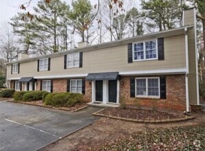 Building Photo - 719 Burnt Creek Dr NW