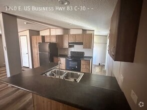 Building Photo - 1740 W Business Hwy 83