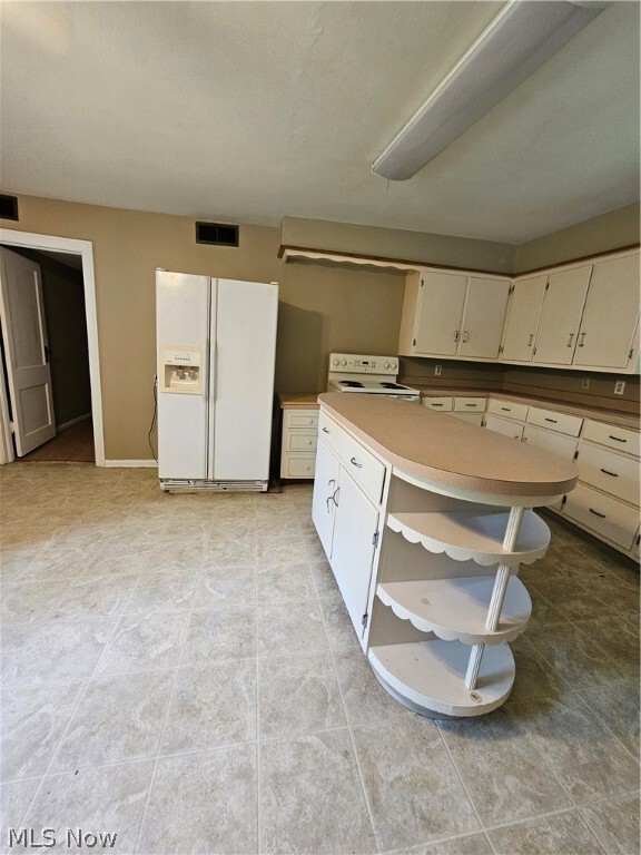 Building Photo - 629 Portage Lakes Drive
