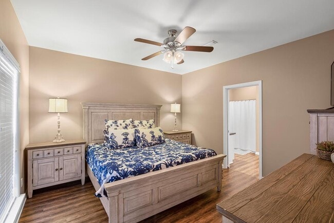 Foto del edificio - 220 Maplecliff Dr