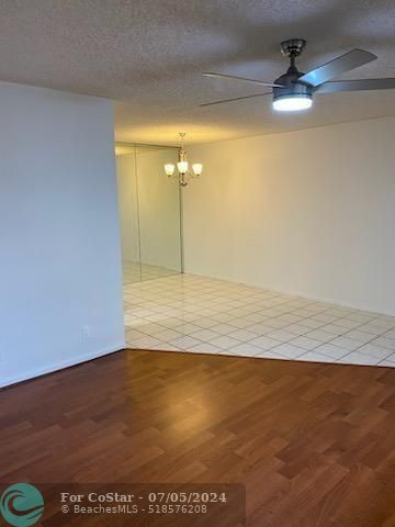 Foto del edificio - 200 SW 132nd Way