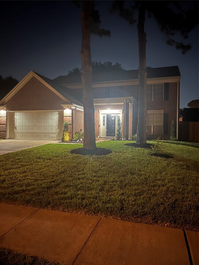 Foto del edificio - 10018 Storm Meadow Dr