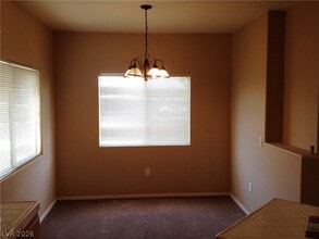 Building Photo - 1050 E Cactus Ave