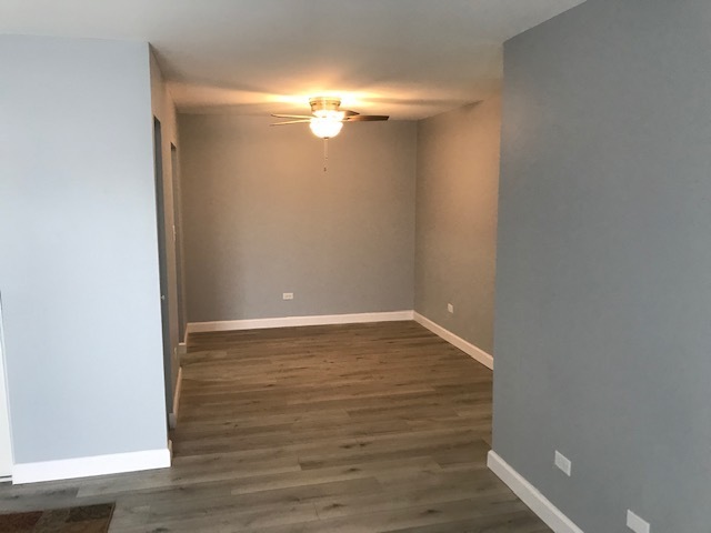 Building Photo - 266 Shorewood Dr