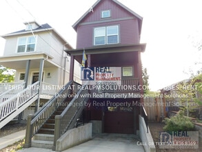 Building Photo - 5335 NE 12th Ave