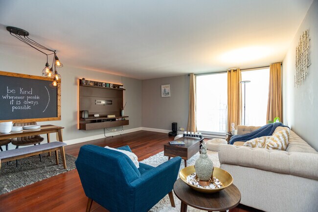 Foto del edificio - 6033 N Sheridan Rd