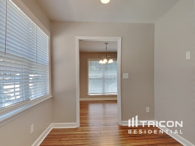 Building Photo - 180 Coghill Dr