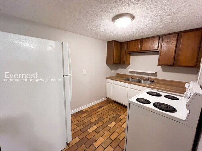 Foto del edificio - 5727 N Morgan Ln
