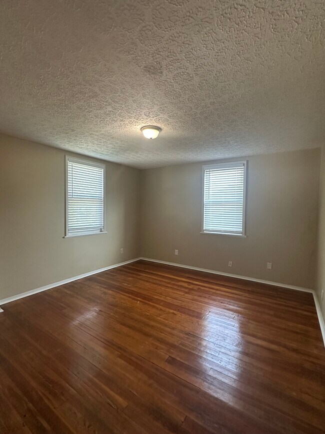 Foto del edificio - 4106 Carter Ave