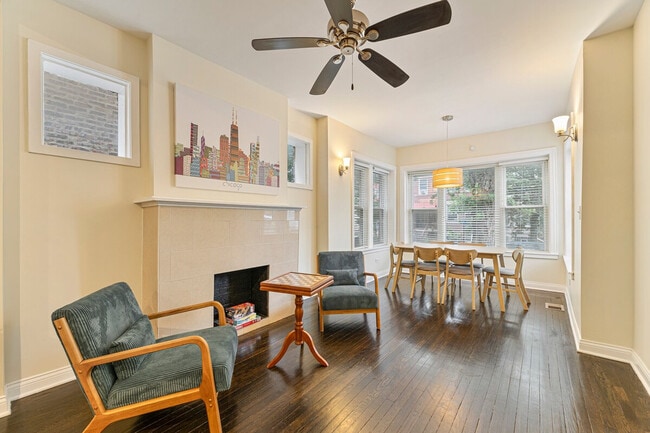 Foto del edificio - 1351 N Lawndale Ave