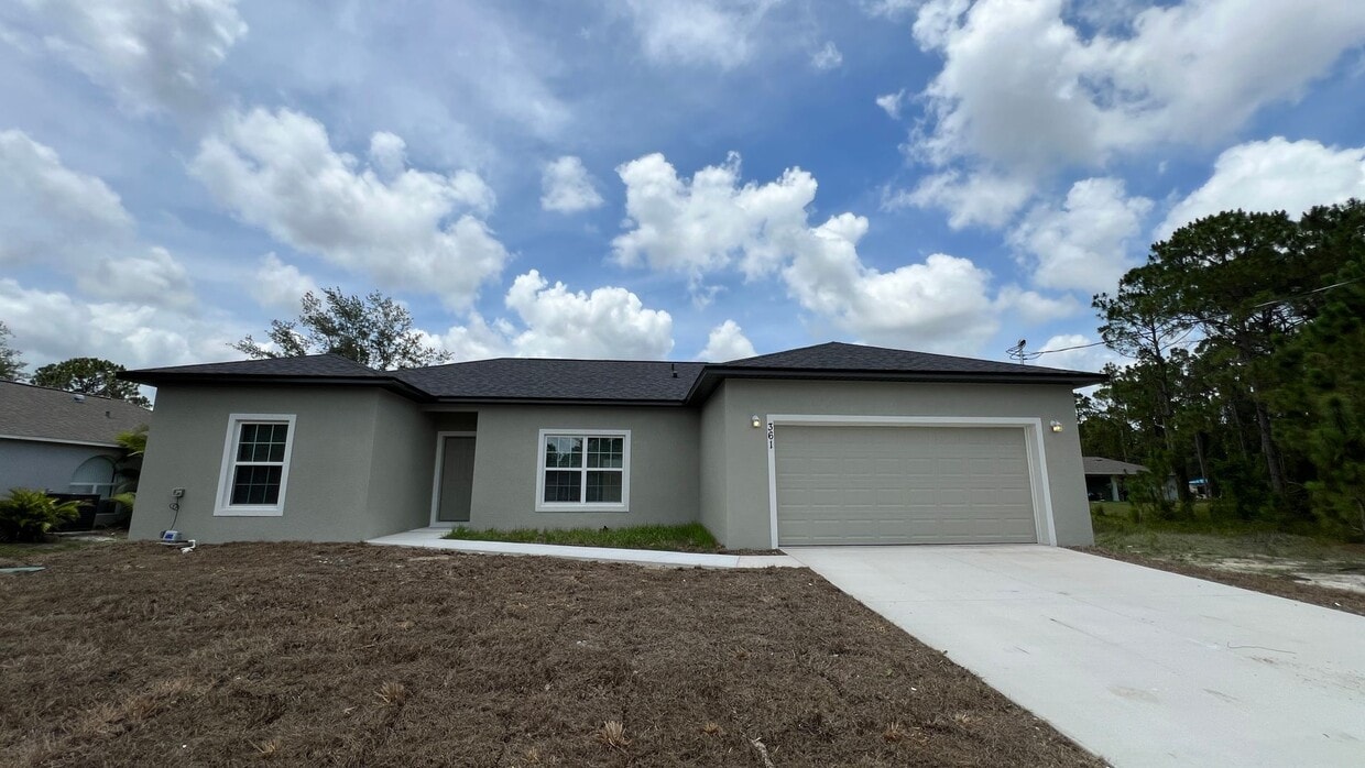 Primary Photo - Stunning 3-Bed, 2-Bath Home in Palm Bay!