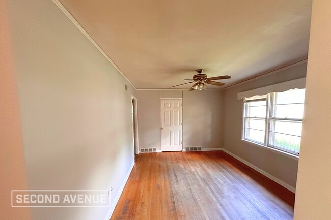 Building Photo - 1737 Tahiti Ln