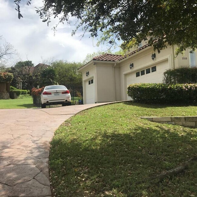 Building Photo - 1510 N Cottonwood Valley Cir