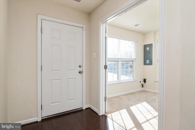 Foto del edificio - 12500 Rustic Rock Ln