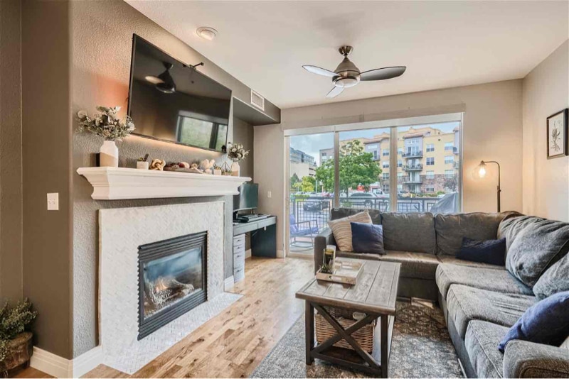Primary Photo - 9039 E Panorama Cir