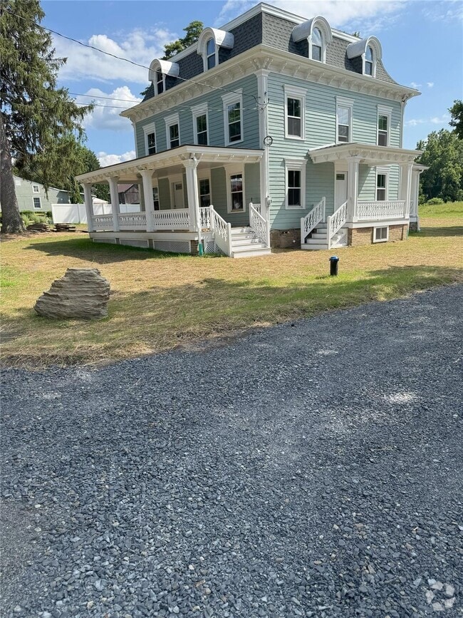 Building Photo - 29 Edenville Rd