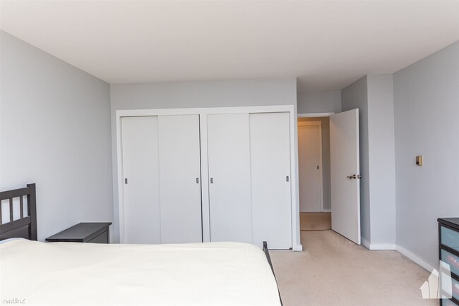 Foto del edificio - 1 br, 1 bath Condo - 1445 N State Pkwy