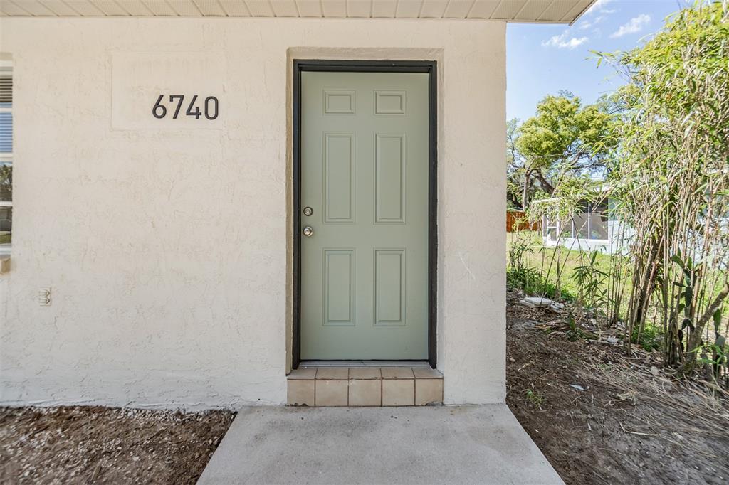 Primary Photo - 6740 Carnelian Ave