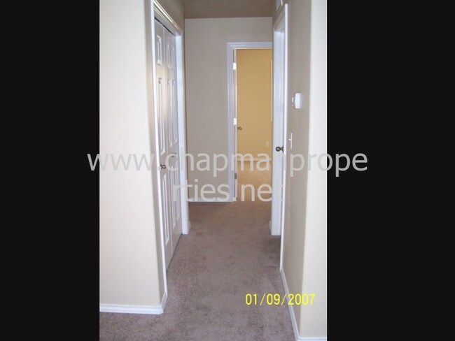 Building Photo - 10861 Pixie St