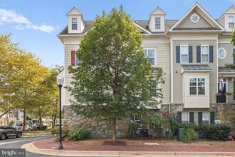 Building Photo - 5068 Minda Ct