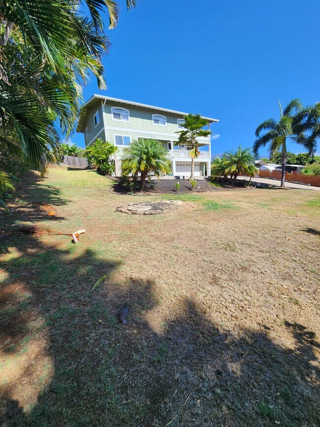 Foto del edificio - 361 Ehilani St