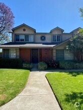 Building Photo - 1842 Topaz Ave