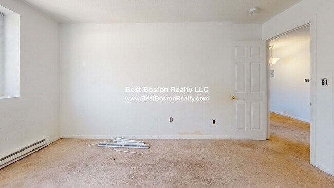 Building Photo - 216 Revere Beach Pkwy