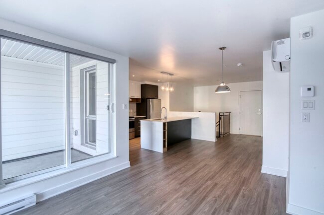 Photo du bâtiment - 9675 Av. Papineau