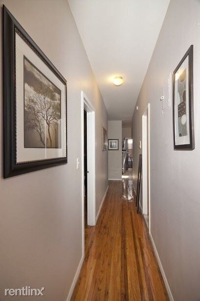 Foto del edificio - 1322 10th St NW
