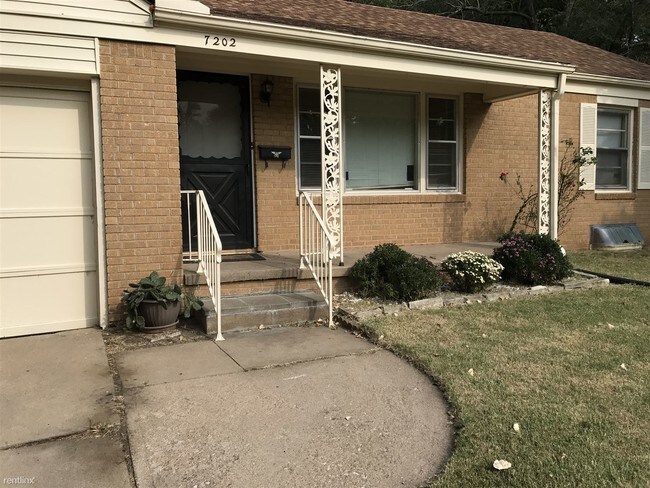 Foto del edificio - 7202 E Morris St