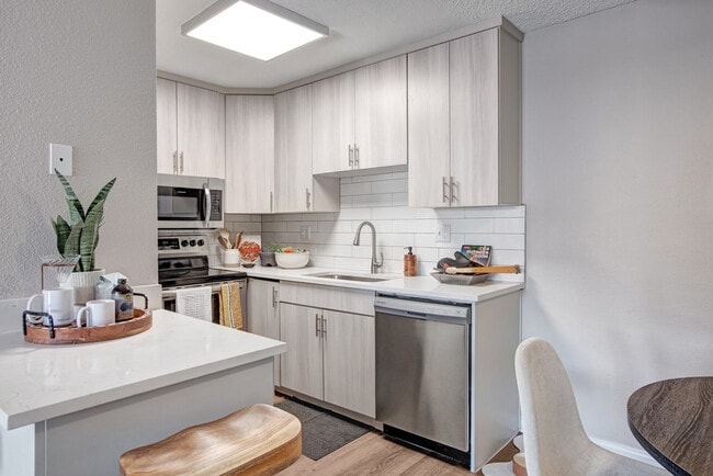 Building Photo - Colter Park Apartments
