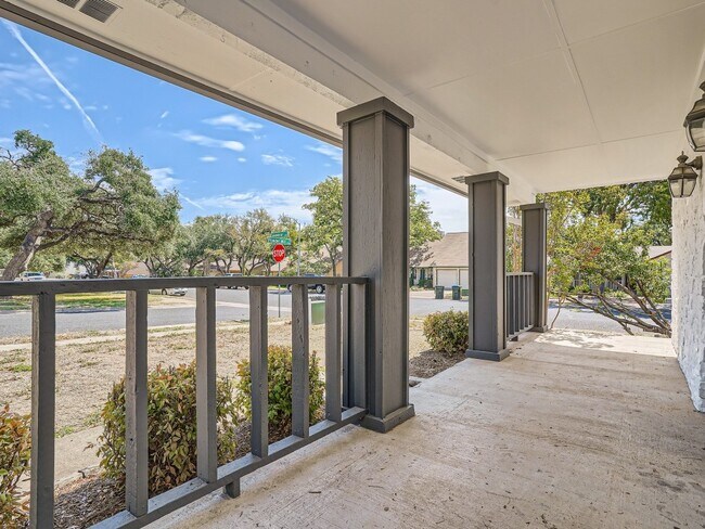 Building Photo - 11522 Powder Mill Trail