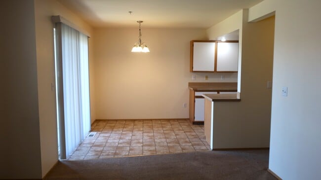 Building Photo - 220 Antles Ave
