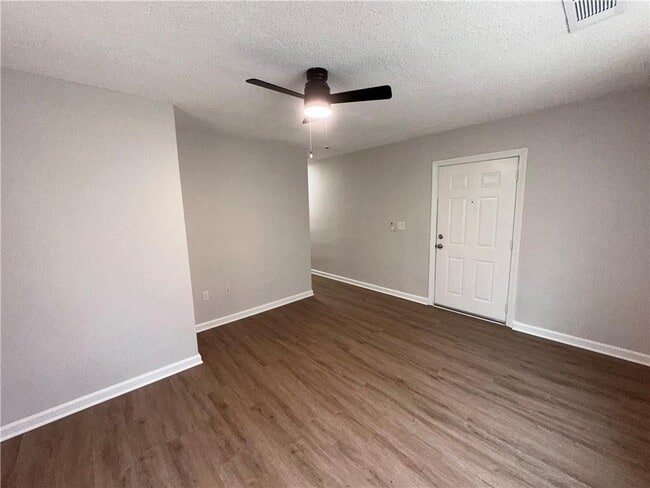 Foto del edificio - 197 South Ave SE