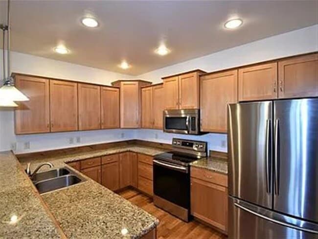 Building Photo - Bozeman sweet home