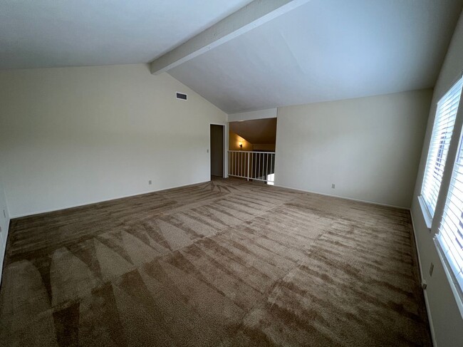 Building Photo - 26078 Redbluff Dr