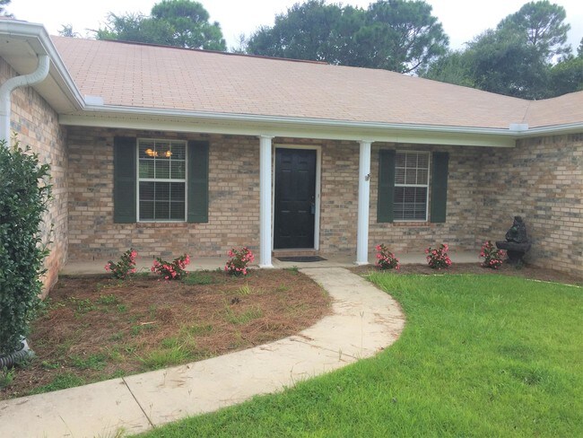 Building Photo - 1319 Jeffrine Dr