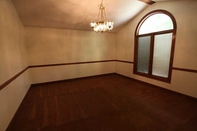 Building Photo - Whippoorwill Estates Rental Available for ...