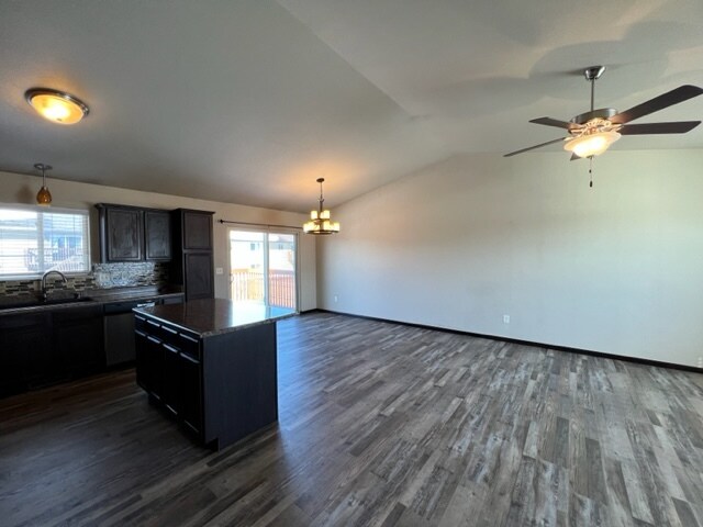 Building Photo - 466 Sovereignty Ln
