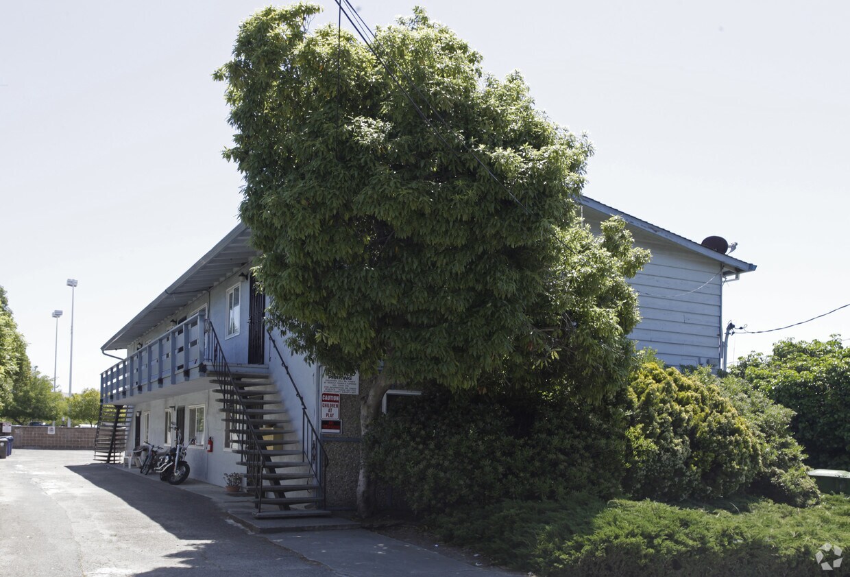 Foto principal - 20864 Wilbeam Ave