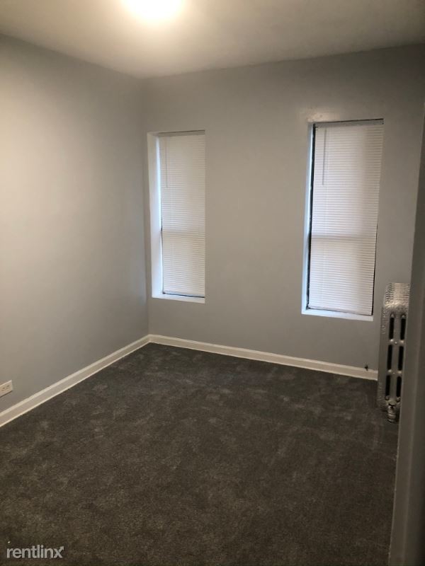 Building Photo - 2 br, 1 bath Apartment - 2475 E 74th Pl