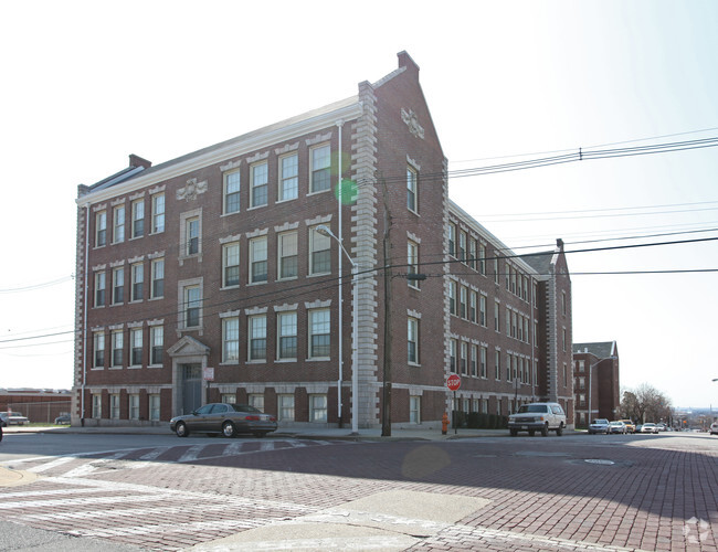 Foto del edificio - Lakewood Apartments