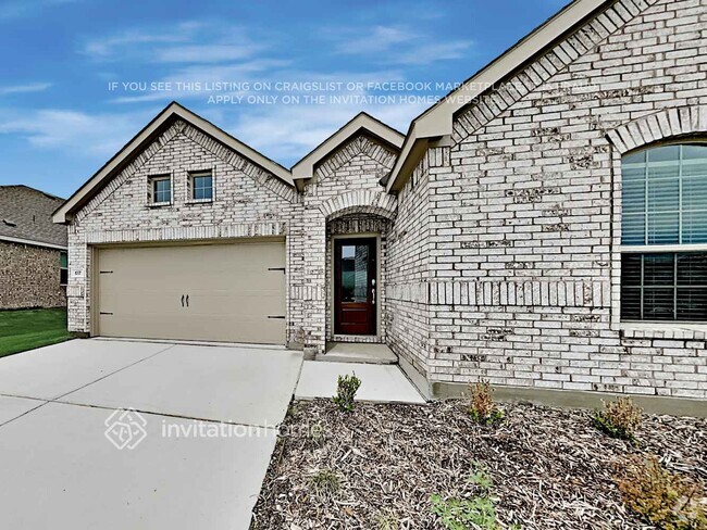 Building Photo - 617 Fitzroy Ln