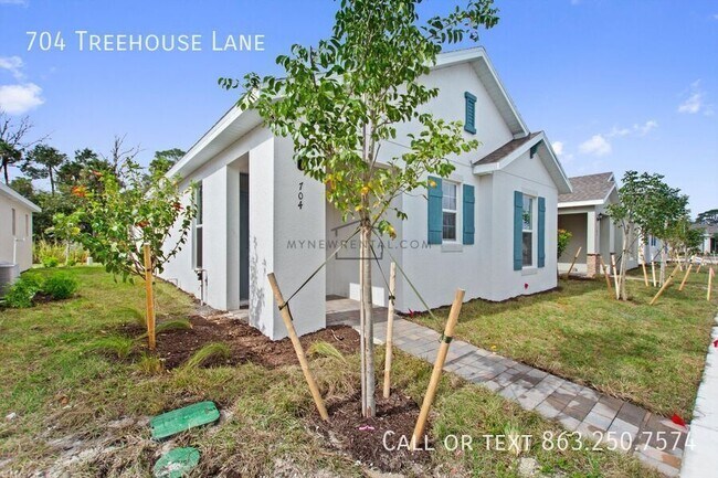 Building Photo - 704 Treehouse Ln