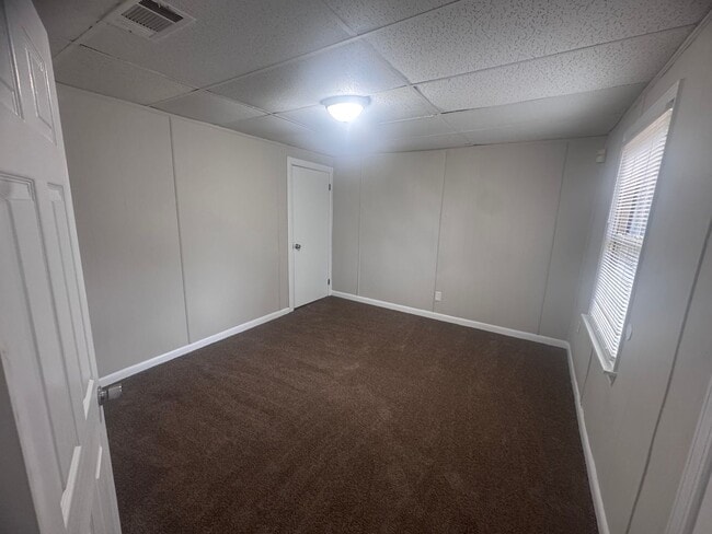 Building Photo - 1818 Rigby St