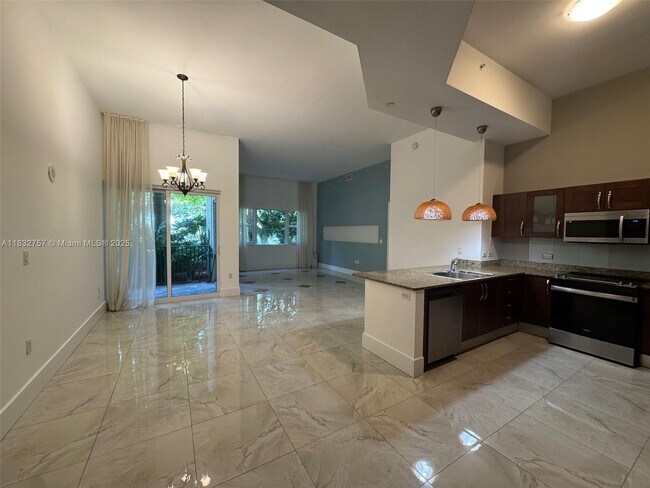 Foto del edificio - 20000 E Country Club Dr