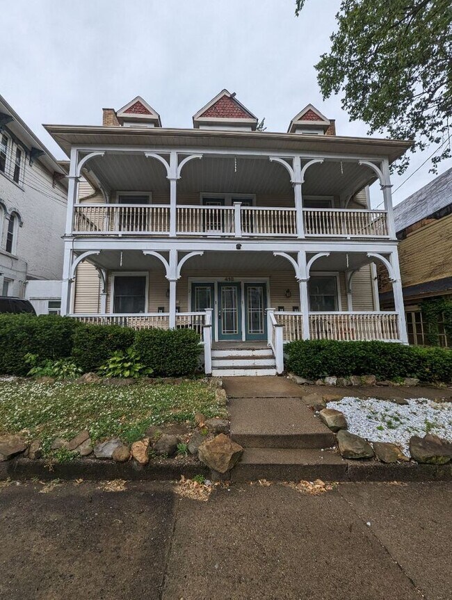 Foto del edificio - 418 11th St