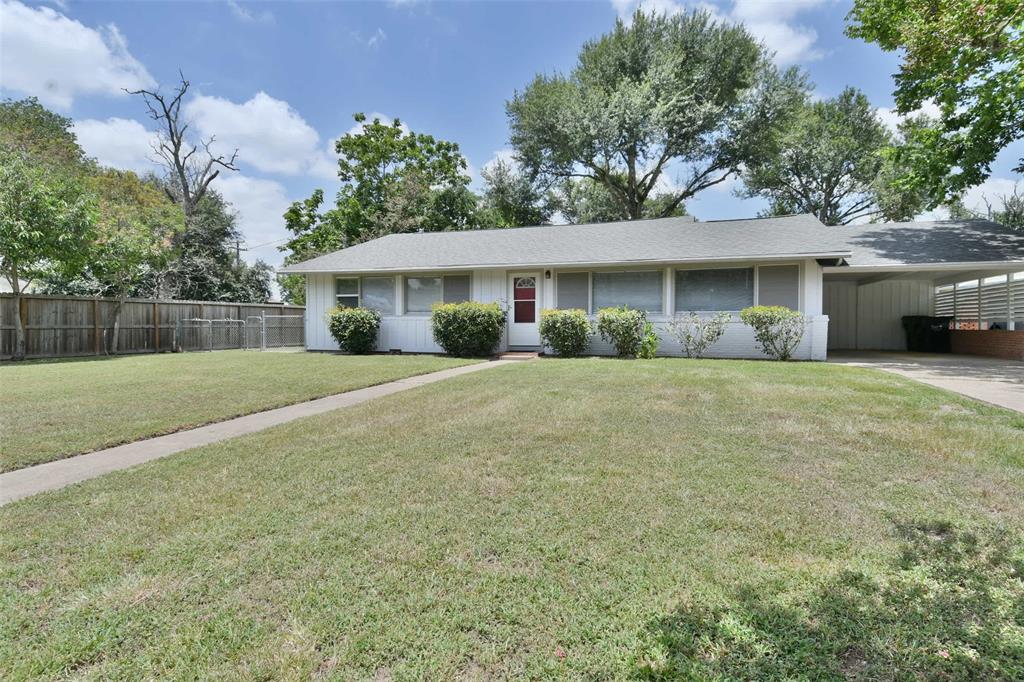 Primary Photo - 1506 Wyandotte Ln